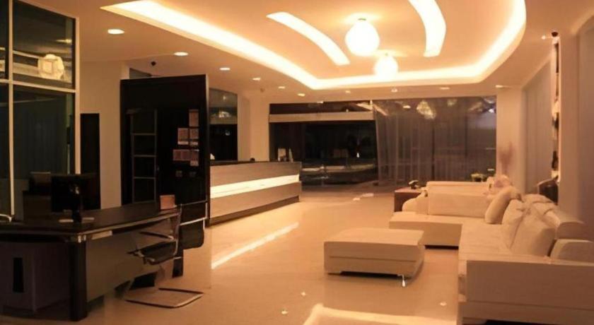 Kingston Hotel Kota Kinabalu Eksteriør billede