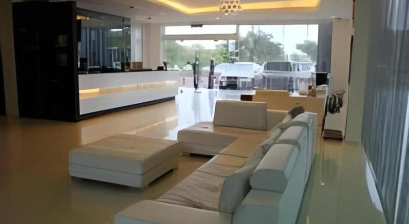 Kingston Hotel Kota Kinabalu Eksteriør billede